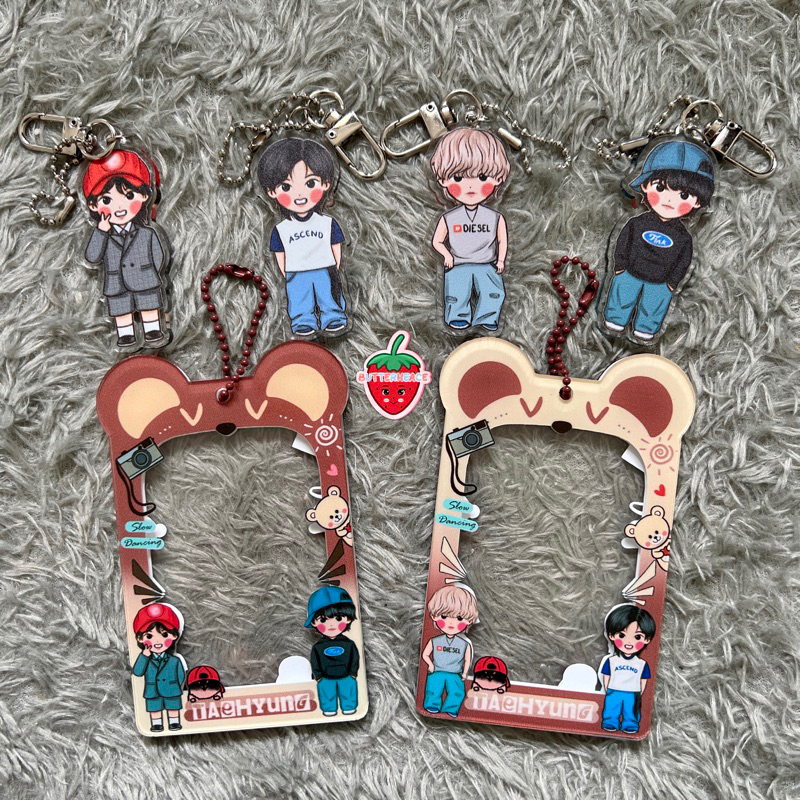 CHATOL & KEYCHAIN TAEHYUNG V LAYOVER | Photocard Holder BTS V Double ...