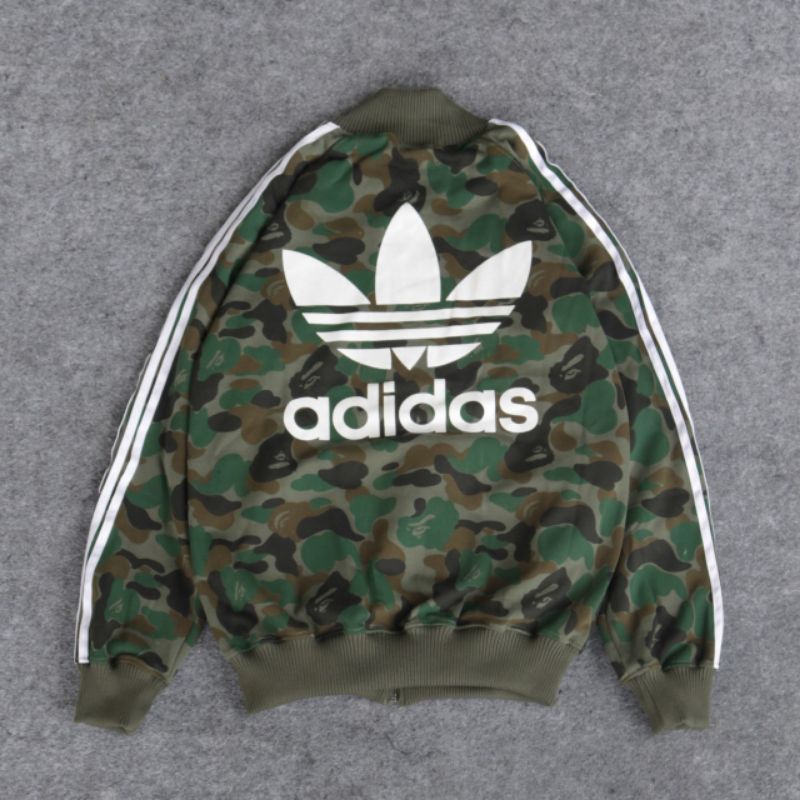 Adidas camo hot sale bomber jacket