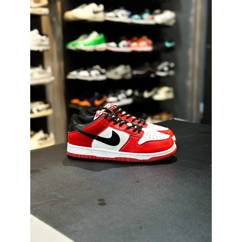 Nike SB DUNK LOW J PACK CHICAGO | Shopee Philippines