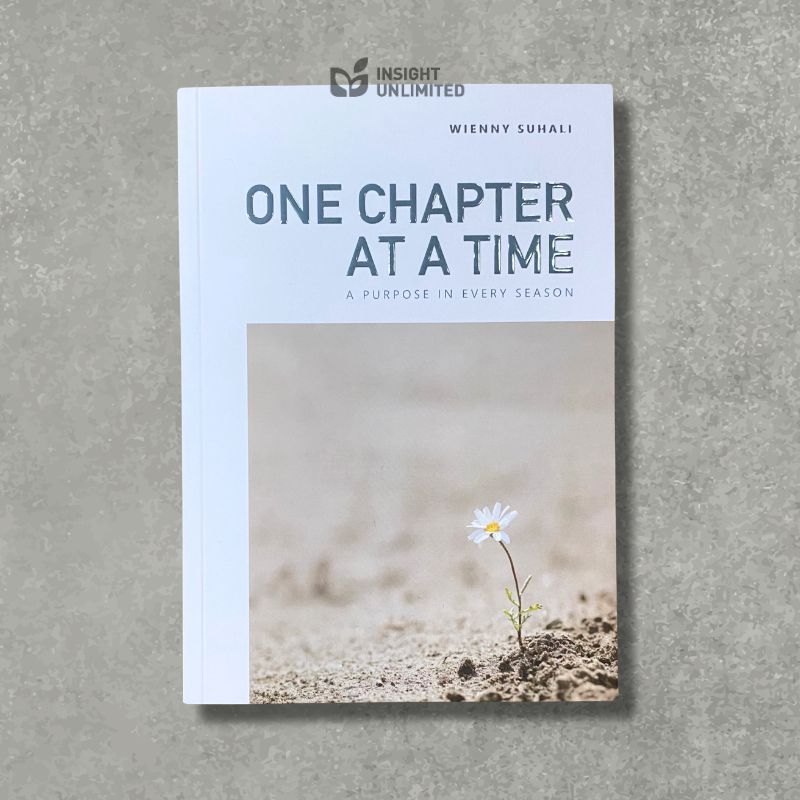 One Chapter At A Time - Wienny Suhali (ENGLISH) | Shopee Philippines