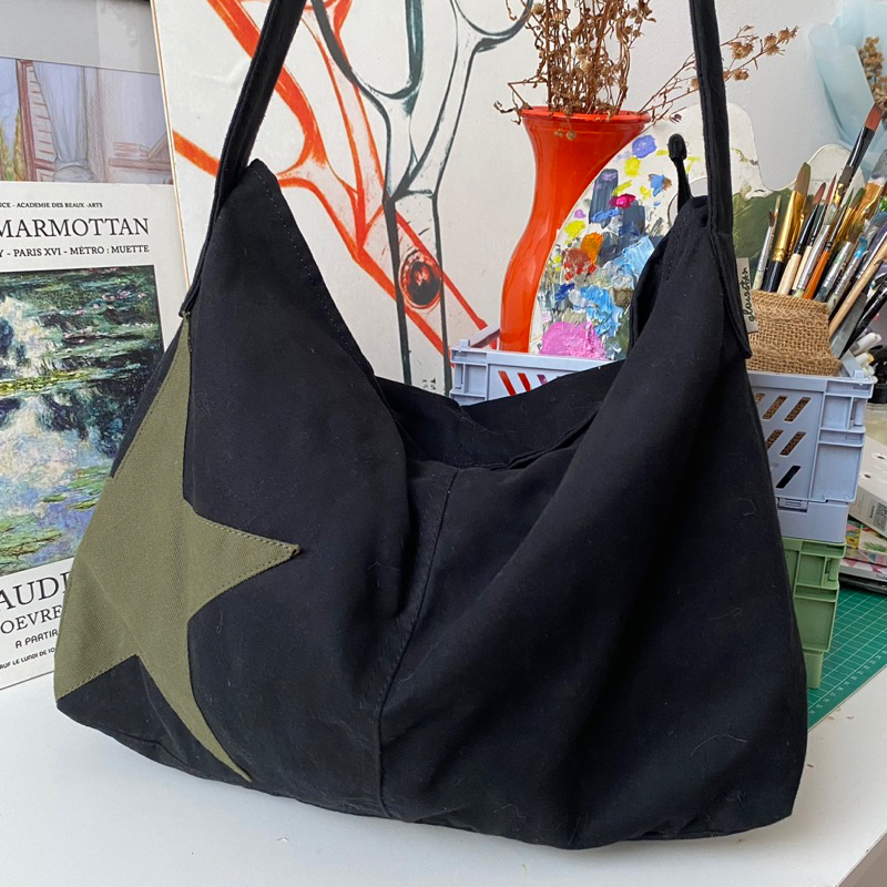 Svensees GLWSTR STAR THICK SLING BAG Aesthetic sling bag Aesthetic