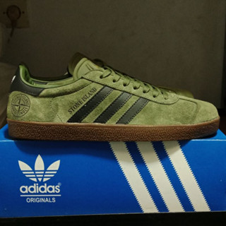 Adidas stone clearance island shoes