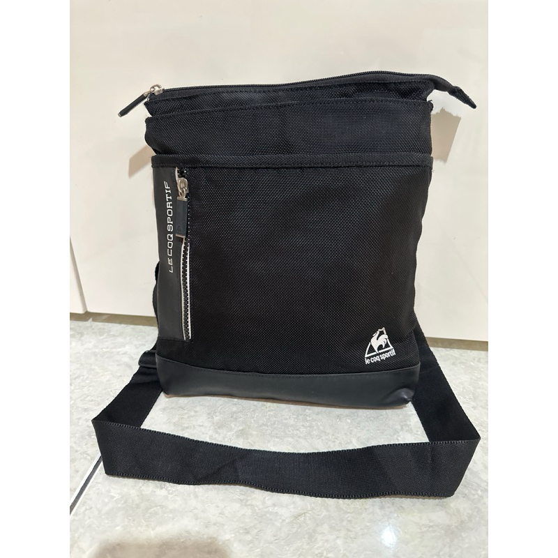 Le coq shop sportif sling bag