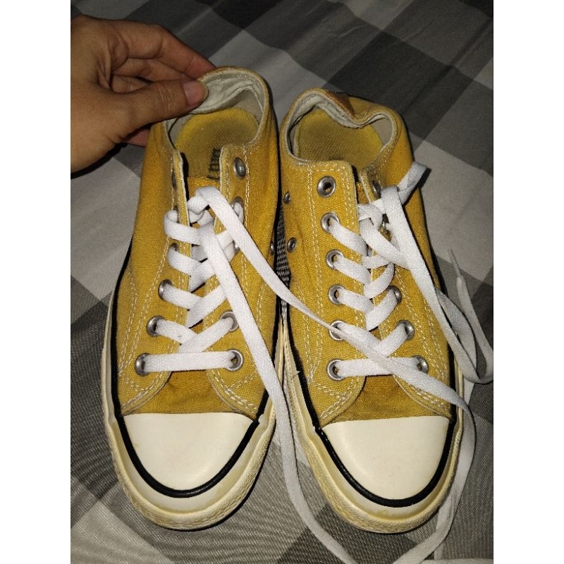 Converse Shoes size 38.5