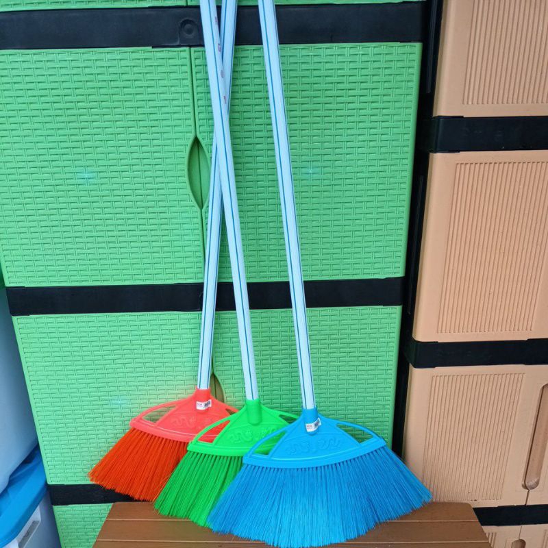 Dragon broom house broom/ plastic broom string broom sakuraNilon dragon ...