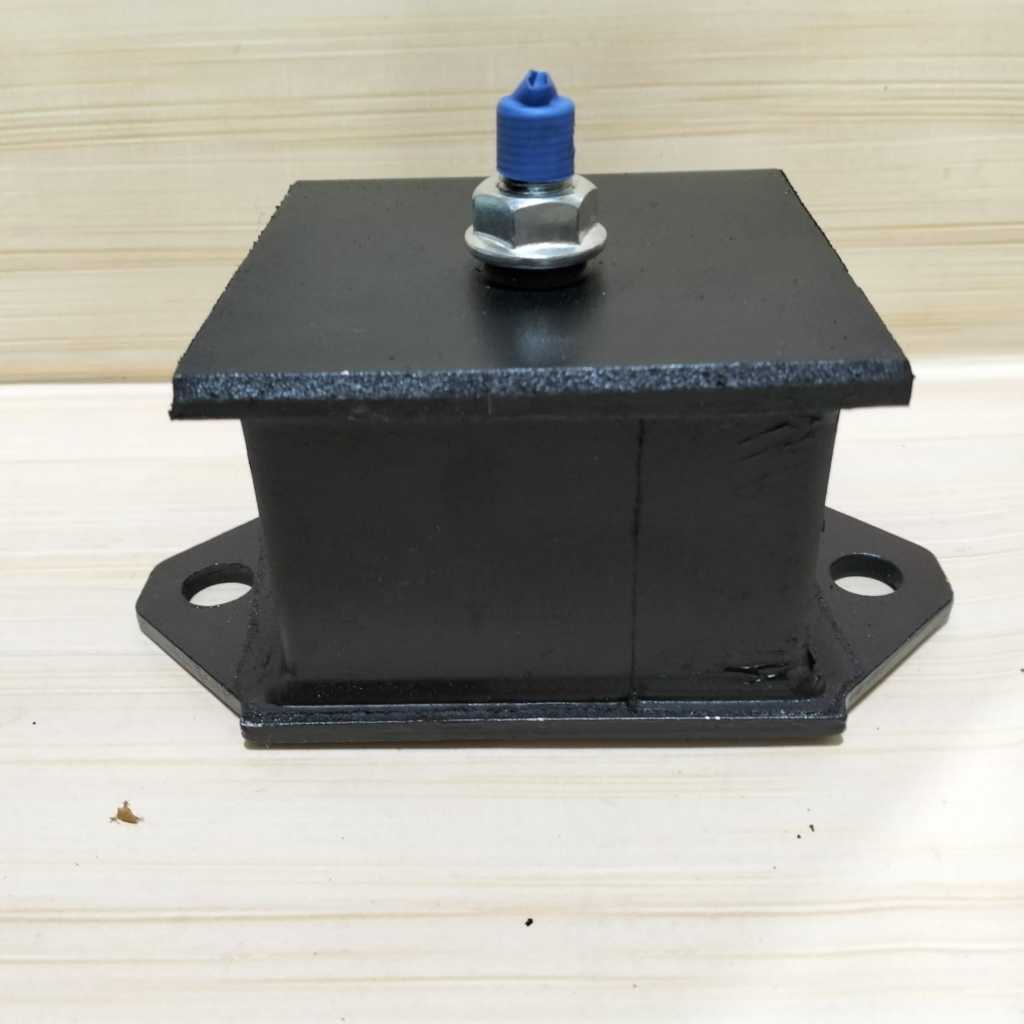 ENGINE MOUNTING FRONT RUBBER ENGINE FOOT FRONT ISUZU GIGA FVR FVM FVZ ...