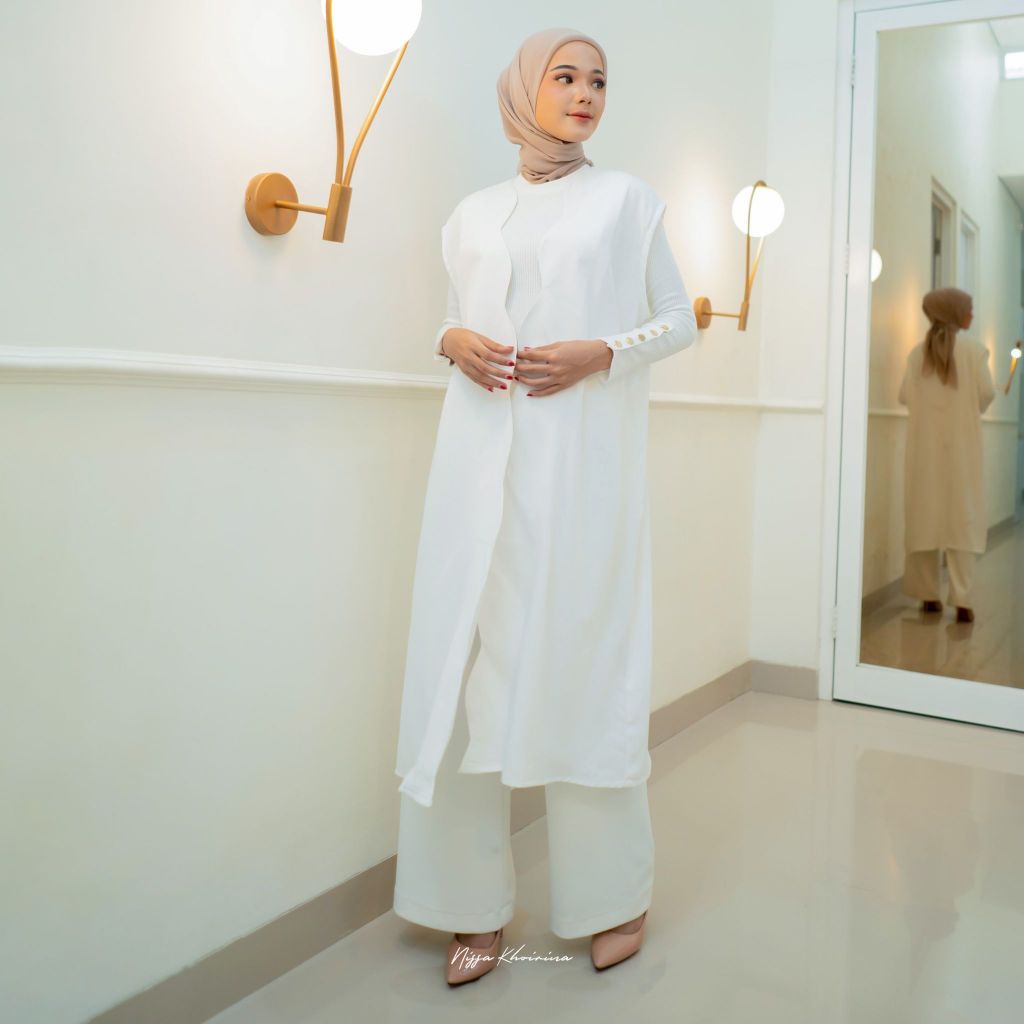 Gita Oversized Vest