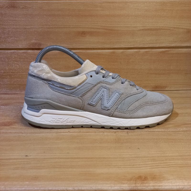 New balance cheap 997 size down