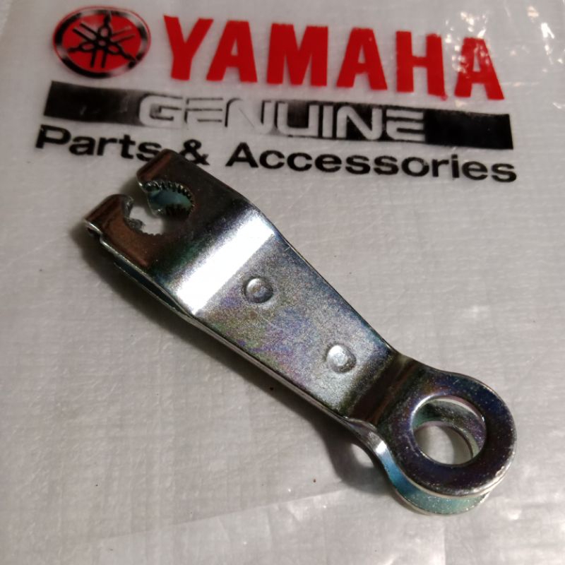 Rear Drum Brake Thigh yamaha vega zr jupiter z fi force fi Shopee