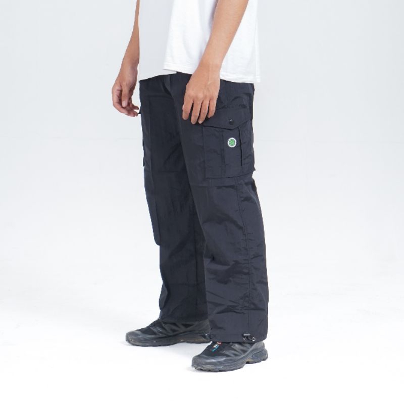 LONG CARGO PANTS/ PARACUT LONG CARGO PANTS/ NYLON CARGO PANTS/ MEN'S ...
