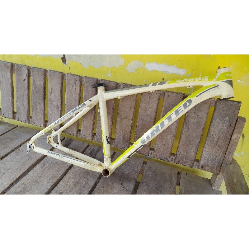 Frame united venus xc77 | Shopee Philippines