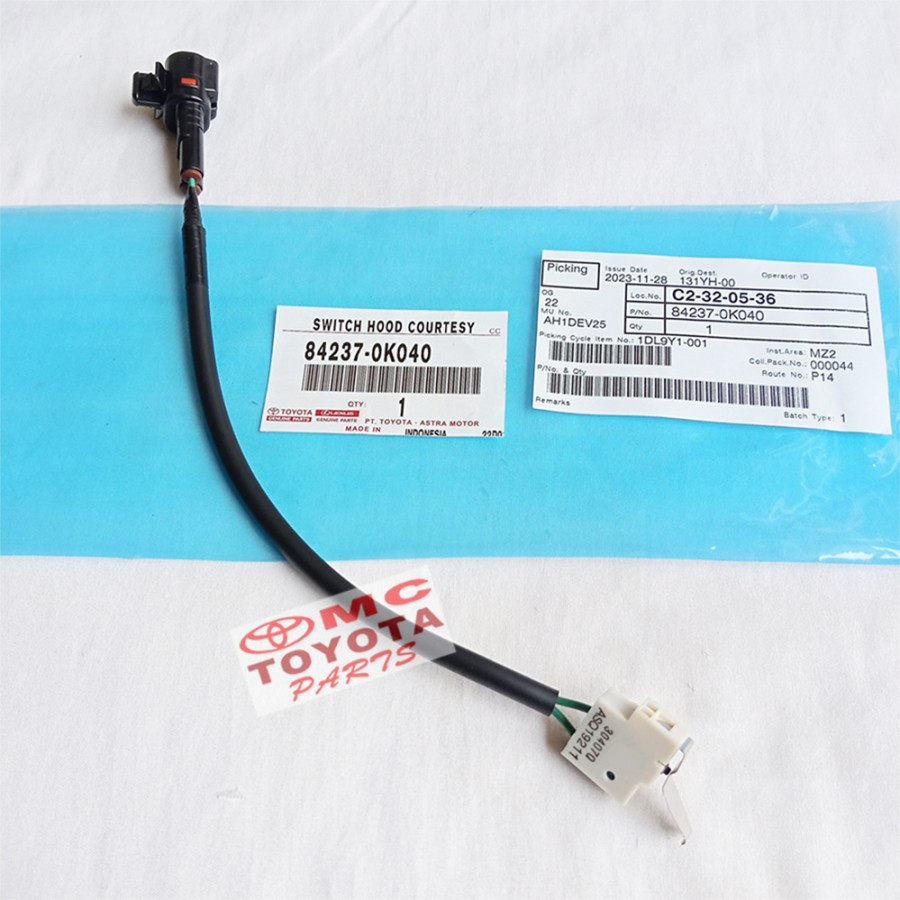 MESIN Hood Cup Switch Kijang Innova Fortuner Hilux 84237-0K040 | Shopee ...