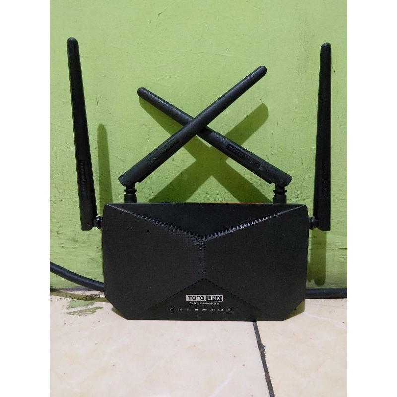 Totolink A3002R-AC1200 Wireless Dualband Gigabyte Router Original ...
