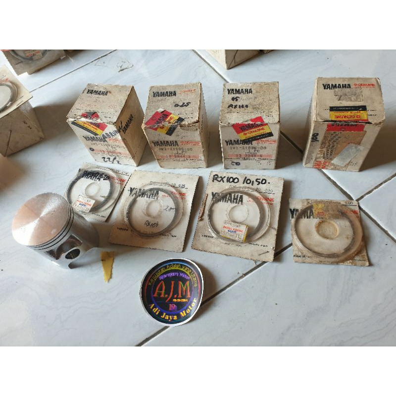 yamaha rx 100 price money