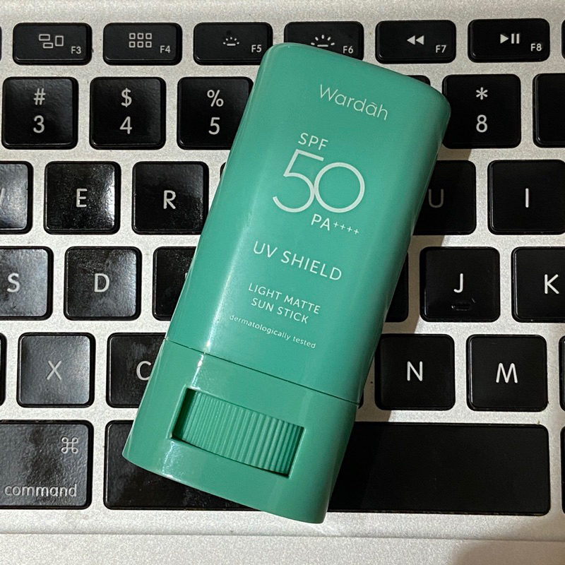 WARDAH (preloved) UV Shield Light Matte Sun Stick SPF 50 PA ...