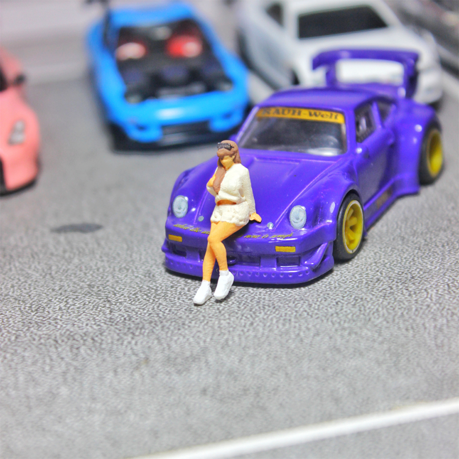 1: Scale Female Miniature Figure for Miniscale Diecast Diorama code 001 ...