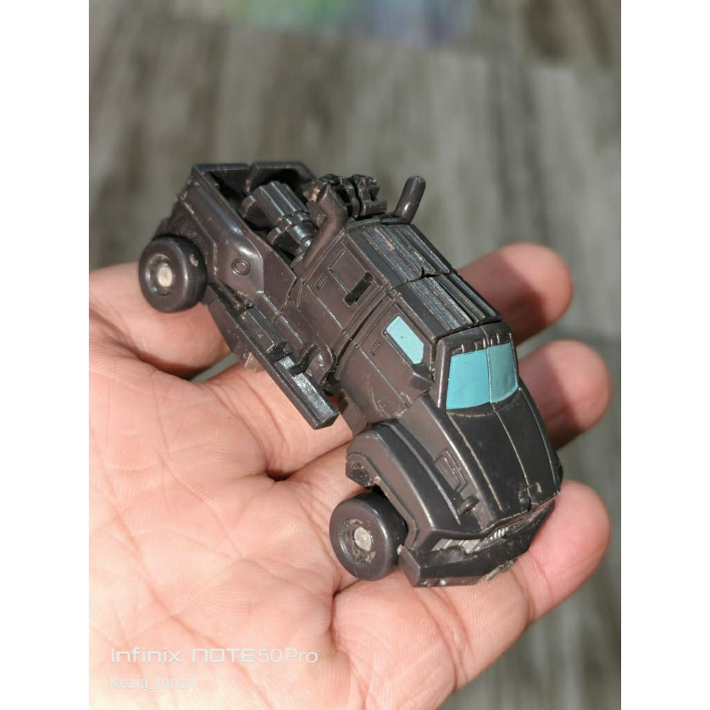 SELLING DIECAST DIE CAST CAR TRANSFORMING ROBOT AUTOBOT TRANSFORMER ...