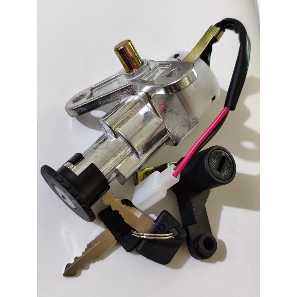 Ignition key Assy + Old MSkY Yamaha Jupiter MX 135cc seat lock | Shopee ...