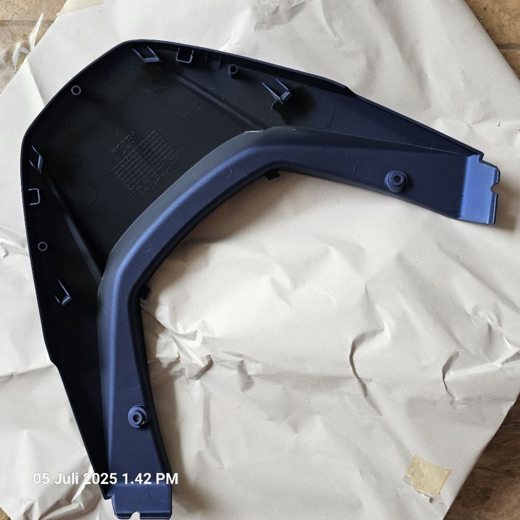 Pet stop, rear top Cover Forza 250/300 darkbiru 2018. 83701-K0B-T00ZA ...
