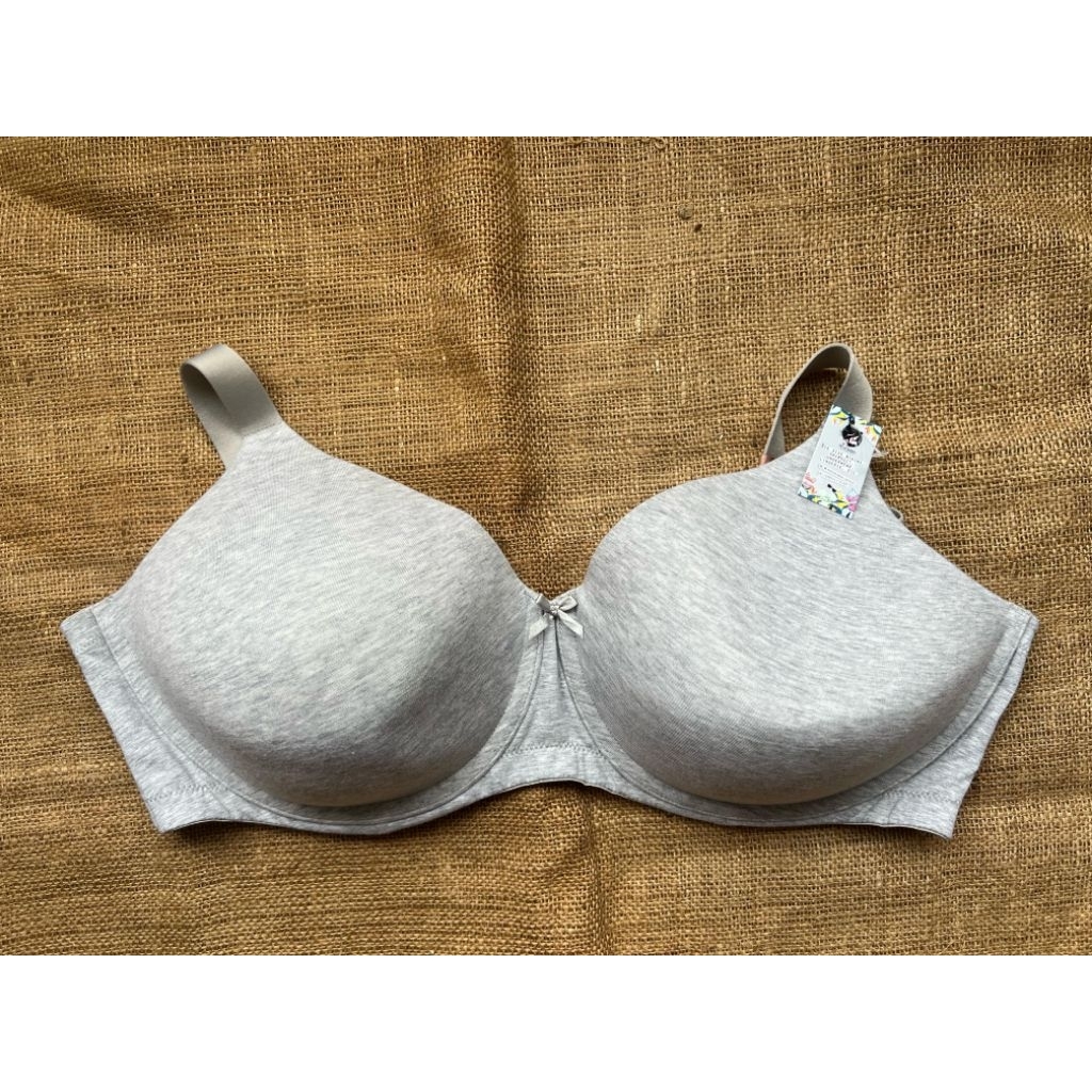 Delaqueen | BRA BIG SIZE.42DDD/F (Defect) | Shopee Philippines
