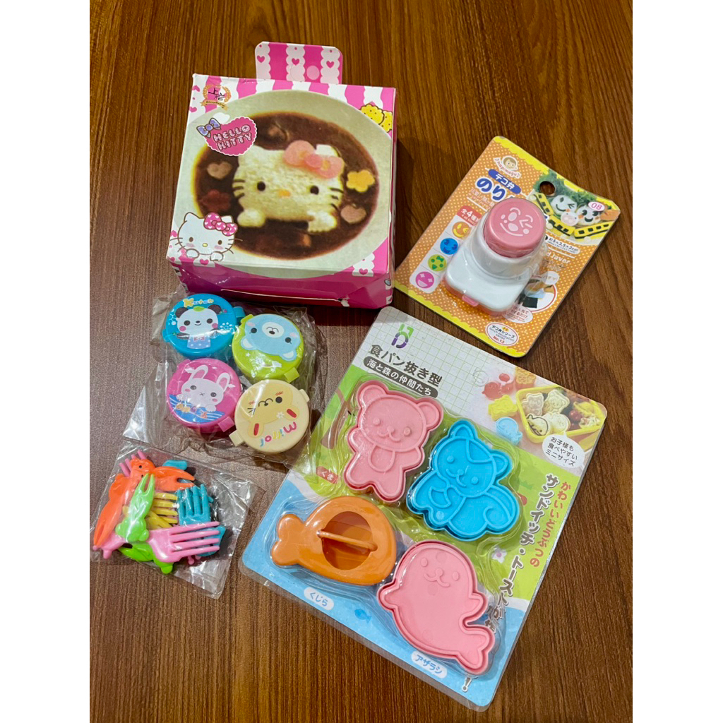 Bento mold / bento tools for kids / bento maker / hellokitty rice mold ...
