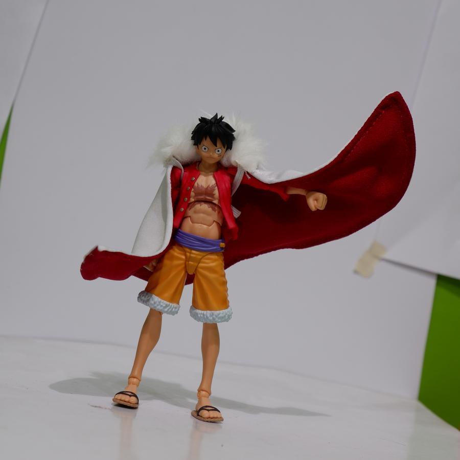MERAH Custom wired cape Coat Red and White for SHF Luffy One Piece and ...