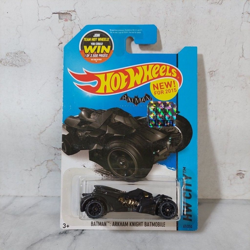 Hot Wheels Batman: Arkham Knight Batmobile (Black & Yellow) 4/5 Batman - 2024-149/250 (Short Card) - COMES IN A GENUINE KLAS CAR KEEPER PROTECTOR CASE - HTB22