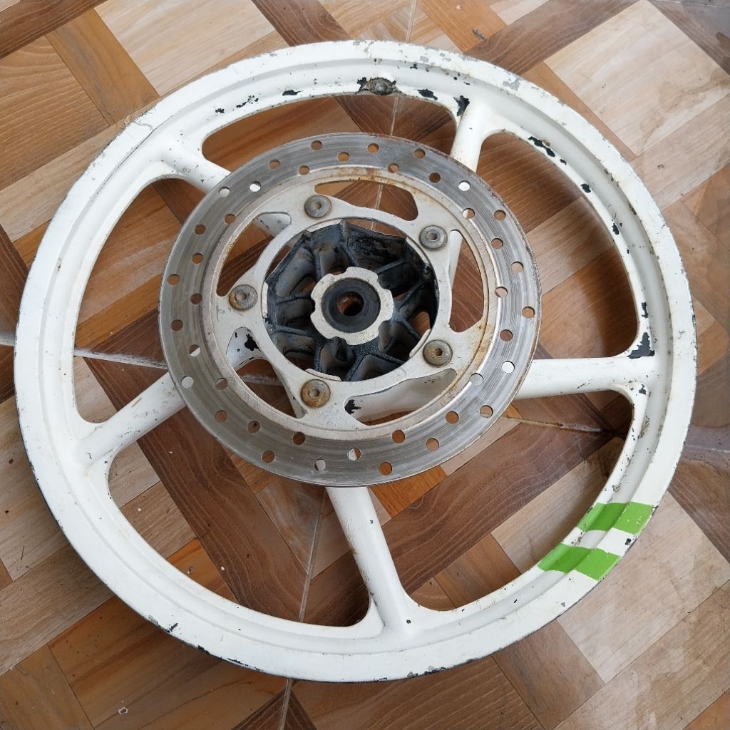 Standard racing rims, front rims, original Bajaj Pulsar 135 rims ...