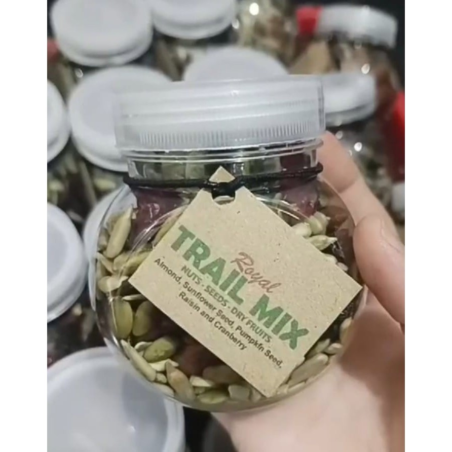 Royal Trail Mix ROASTED/ Mix FRUITS, NUTS and SEEDS 100g | Shopee ...