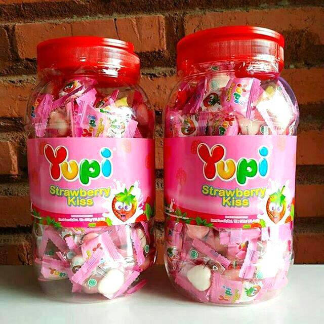 Yupi Starwberry Candy 2 Jars Yupi Sweet Strawberry Flavored Yupi Candy ...