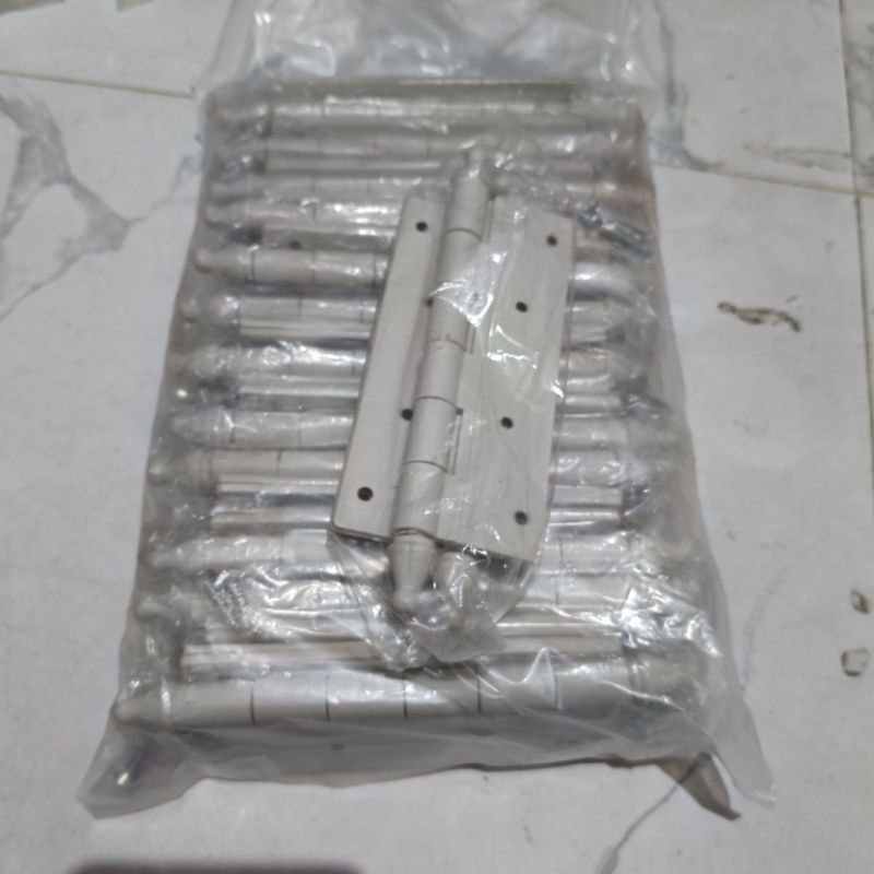 1 pack of PVC hinges contains 12 pairs of plastic bathroom hinges ...