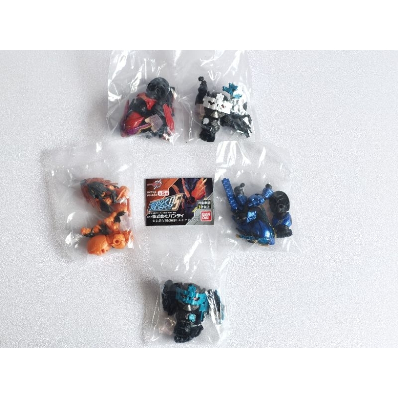 Kamen Rider Gashapon Kamen Rider Build Remix Riders 04 Bandai | Shopee ...