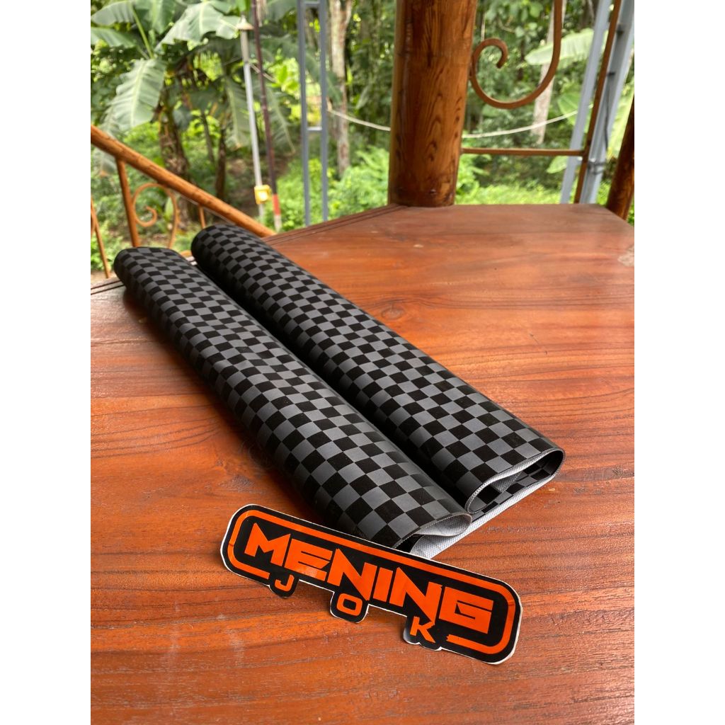 MOTORCYCLE SEAT COVER SHEET 3D CHESS MOTIF - LEATHER SEAT COVER CHESS ...