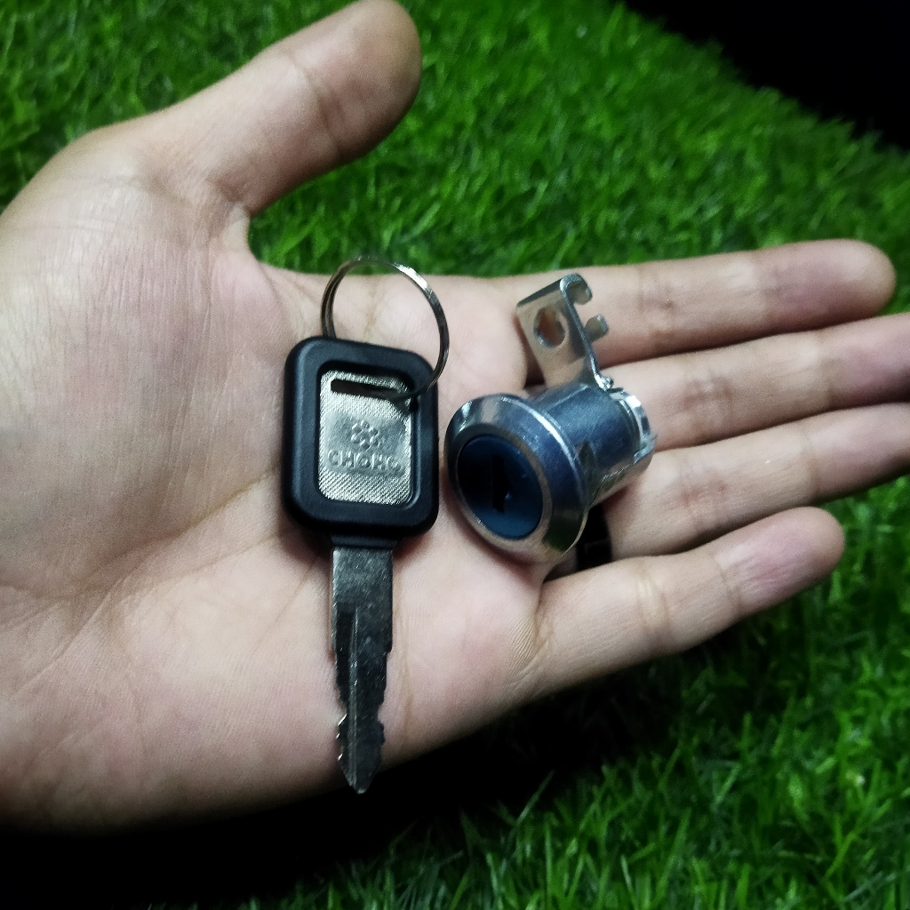 KAWASAKI Ninja RR CHOHO SEAT LOCK/KAWAS NINJA RR CHOHO SADEL SEAT LOCK ...