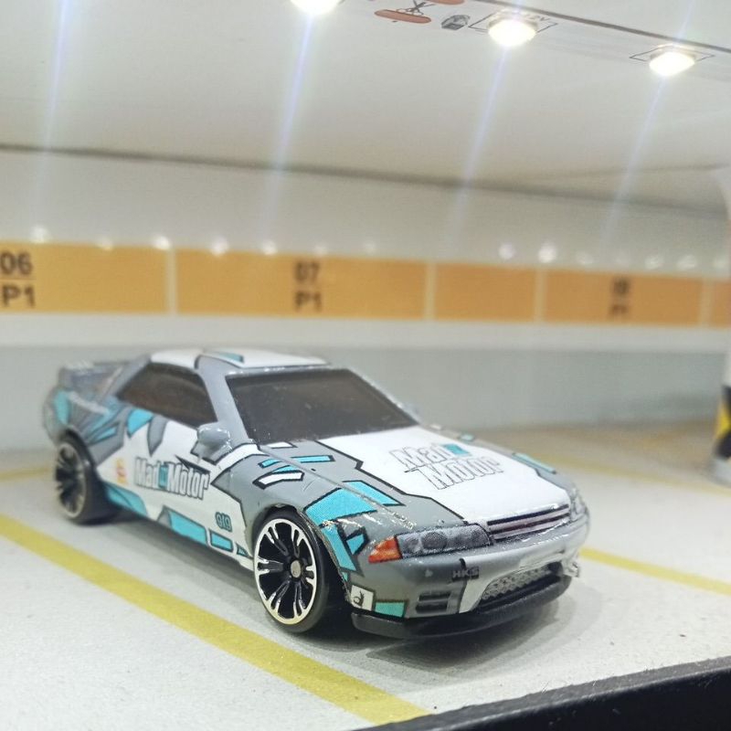 Hotwheels nissan skyline GT-R R32 mad custom motorbike | Shopee Philippines