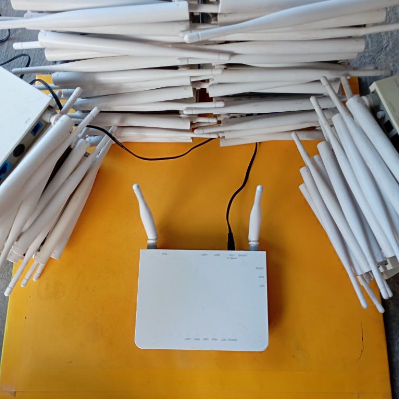 KING TYPE GPON ONU MODEL GPNFOC WIRELESS ROUTER | Shopee Philippines