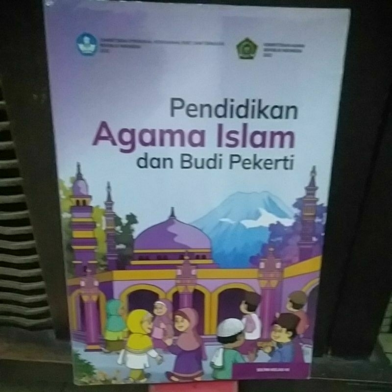 Islamic Religious Education And Character Education For Grade 3