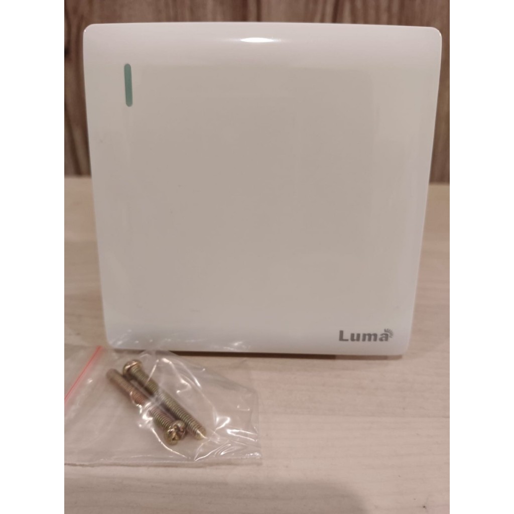 LUM4 Light Switch S7-111 - 1 Gang 1 Way (Fire Resistant) | Shopee ...
