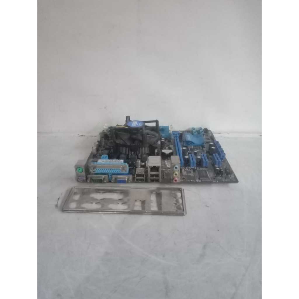 Bundle Carte Mère ASUS P8H61-M LX + CPU Intel Core I3-2100 + 4Go DDR3 - Occasion