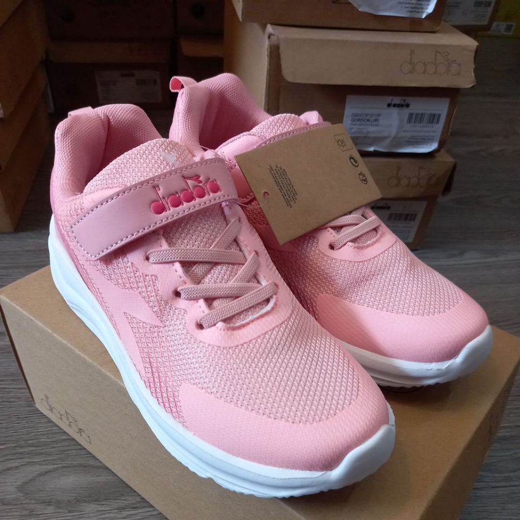 DIA Greaty Shoes JR Shopee Philippines