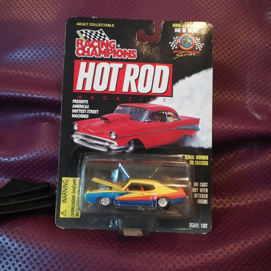 Racing Champions HOT ROD MAGAZINE Issue 10 / Yellow & Blue '69 GTO ...