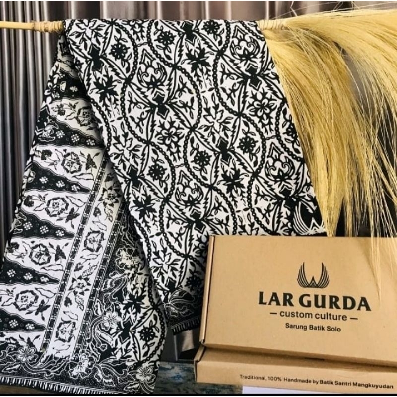 LAR GURDA ORIGINAL SELECTION OF BATIK GLOVES | Shopee Philippines