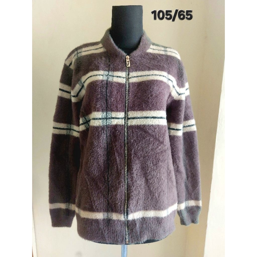 Fuzzy Zipper Jacket (Defect) | Shopee Philippines