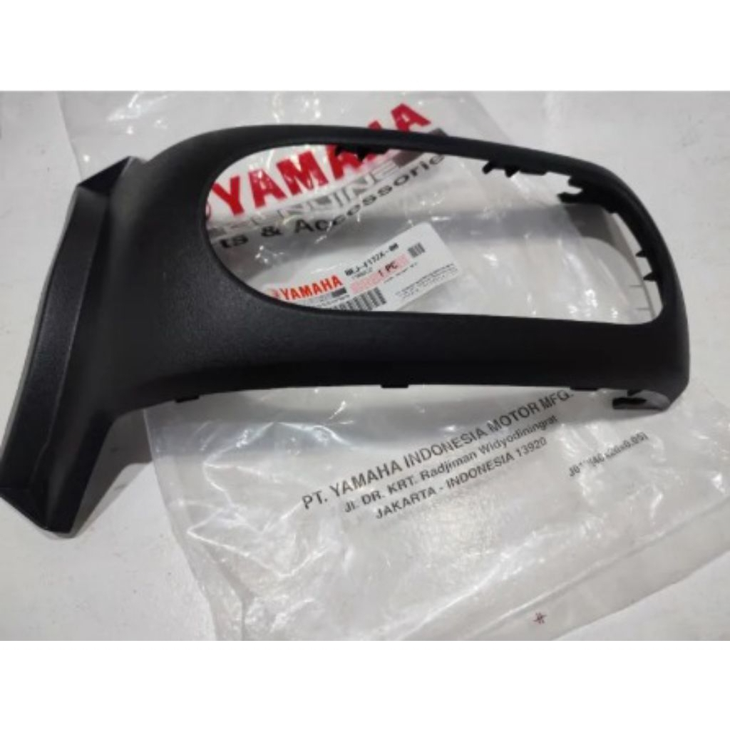 FAZZIO LUX TAILLIGHT STOP LAMP COVER 100% ORIGINAL YAMAHA BEJ-F172X-10/ ...