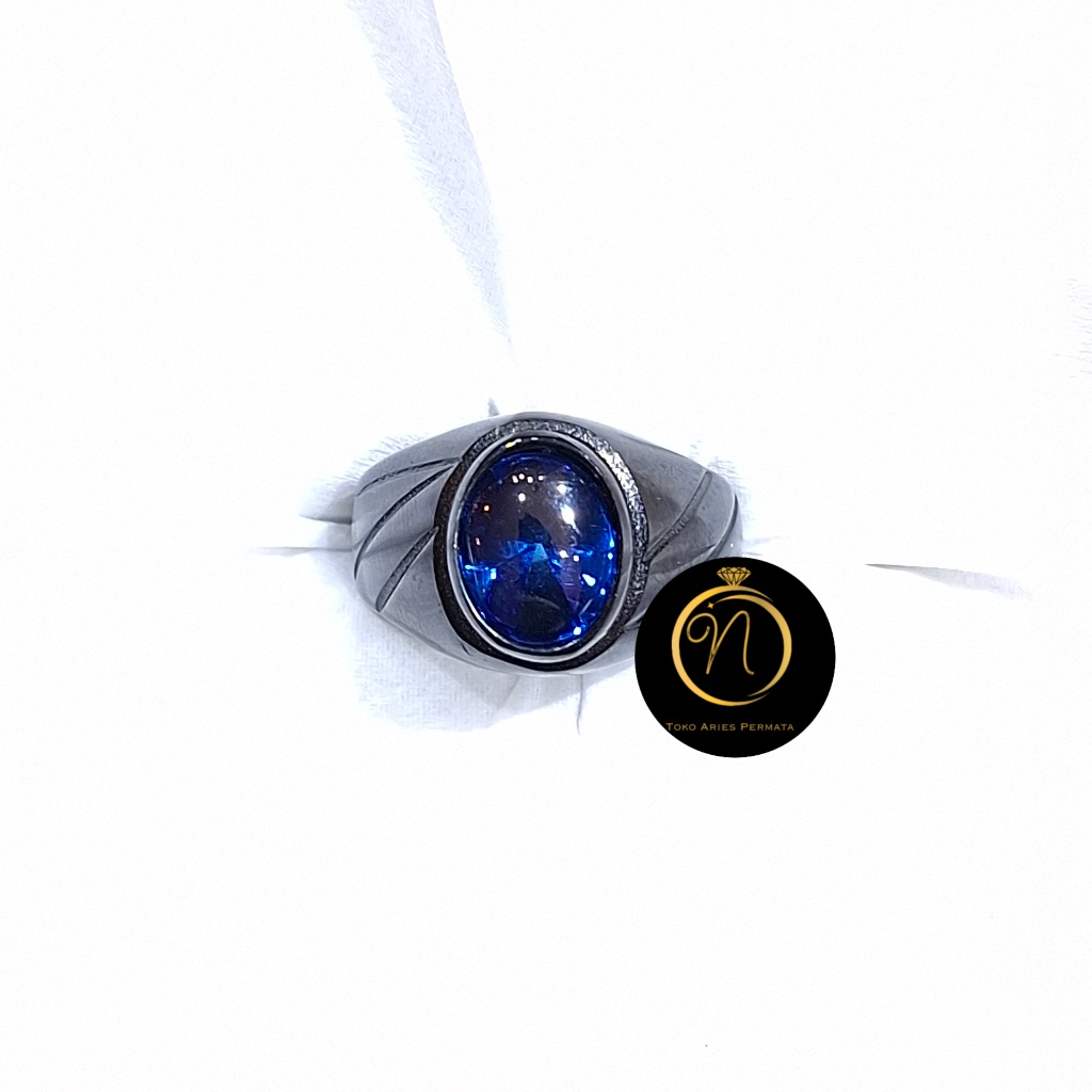 King Sapphire Gemstone Ring, Minimalist Bottom Cutting, Super Luxurious ...