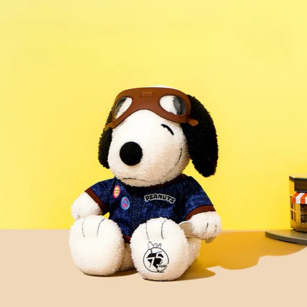 miniso Peanuts 75th Anniversary Collection Snoopy Maintenance Worker ...