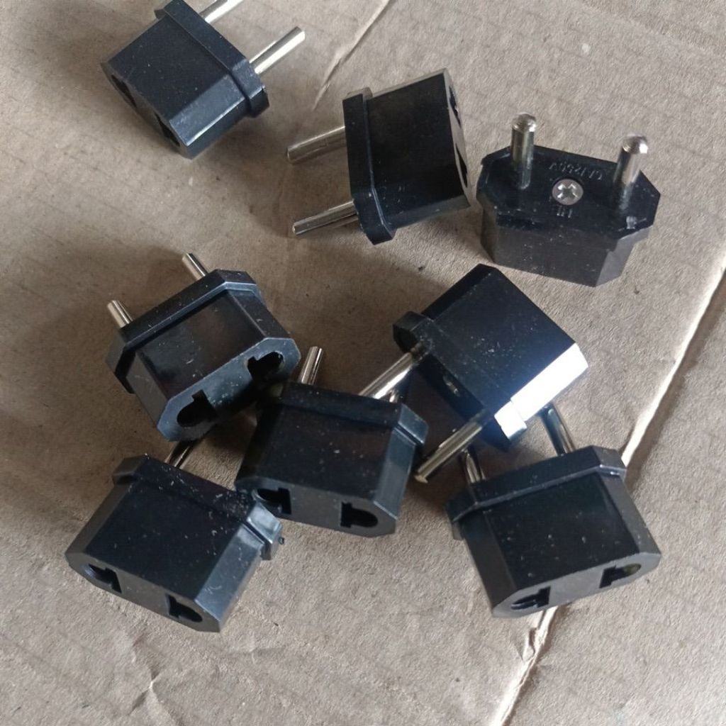 1 pcs Over Plug Adapter Flat to Round Plug Connection Charger ...