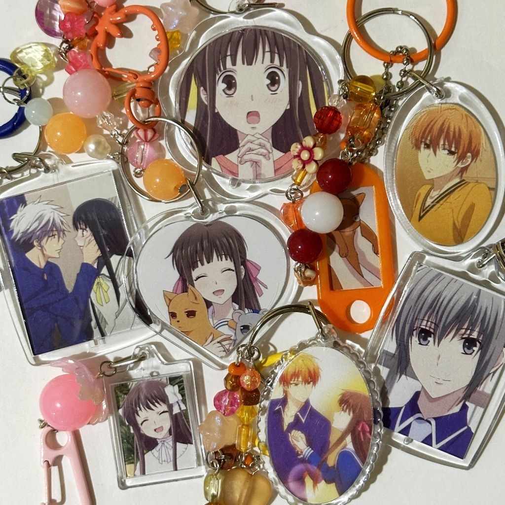 fruits basket keychains | furuba honda tohru kyo yuki sohma (by zoarbit ...