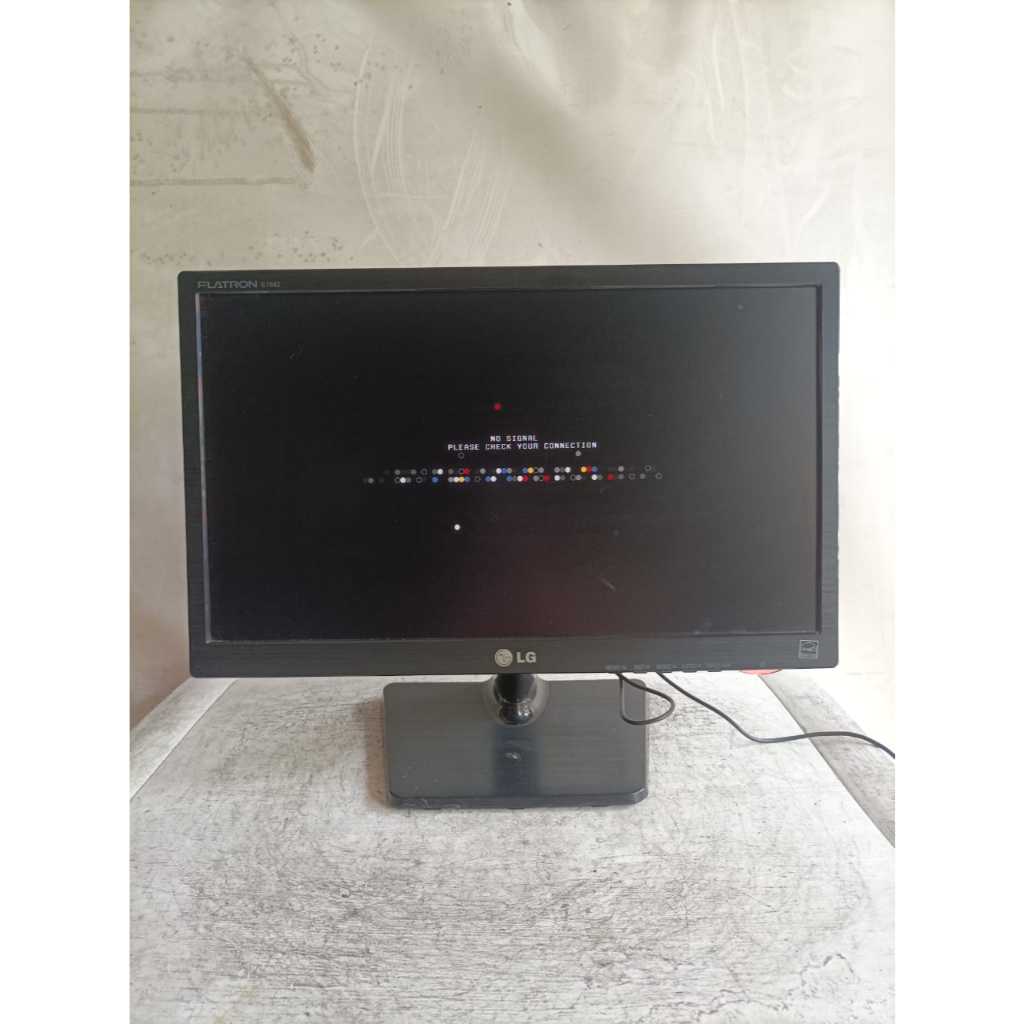 LAYAR Lg e1942ca 19-inch lcd monitor with clear screen and ready-to-use ...