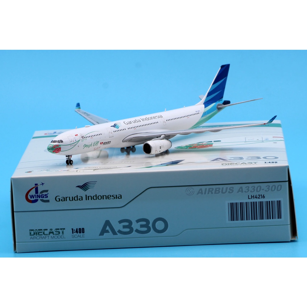 LH4216 Alloy Collectible Plane Gift JC Wings 1400 Garuda Indonesia